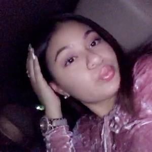 Meet your Posher, Celia